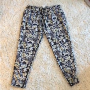 Lululemon pant women’s size 6